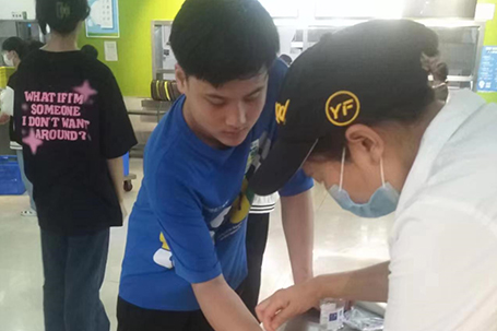 關(guān)注與關(guān)心